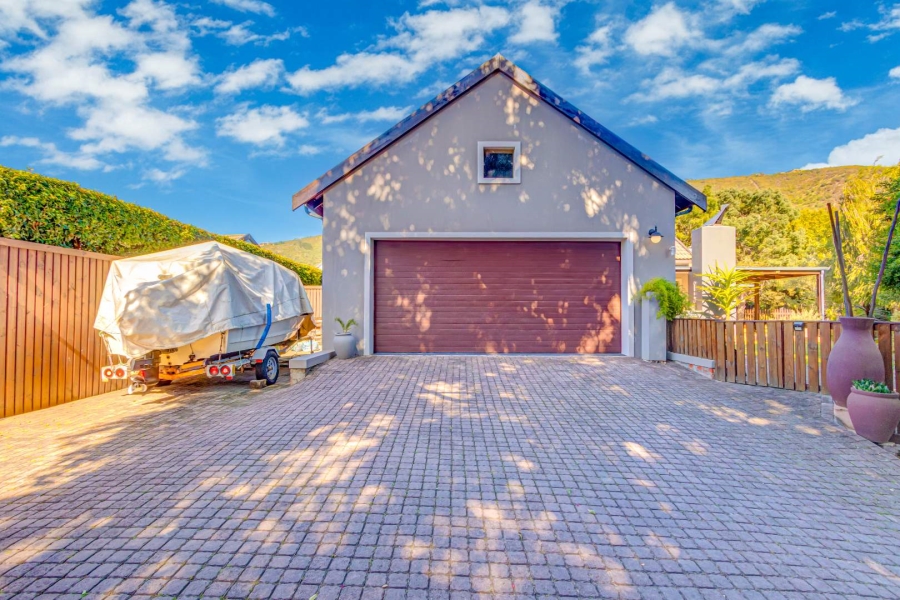 3 Bedroom Property for Sale in Brenton On Lake Western Cape